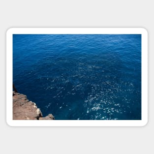 Deep blue ocean waves Magnet